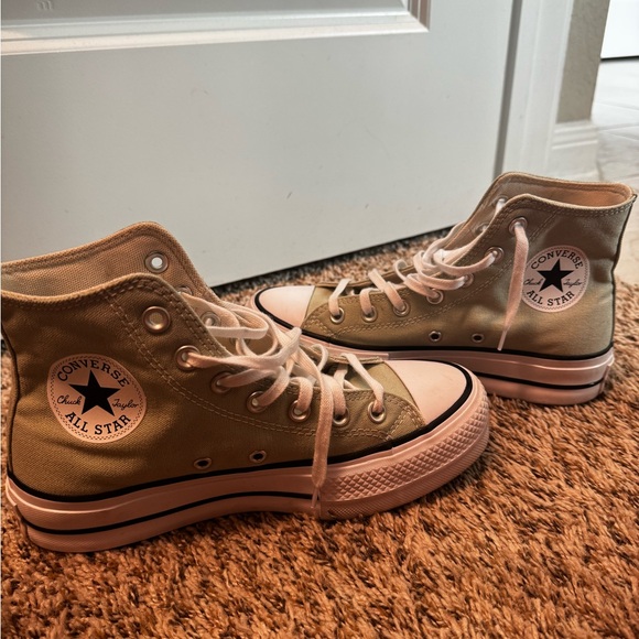 Green Platform Converse - Picture 1 of 7